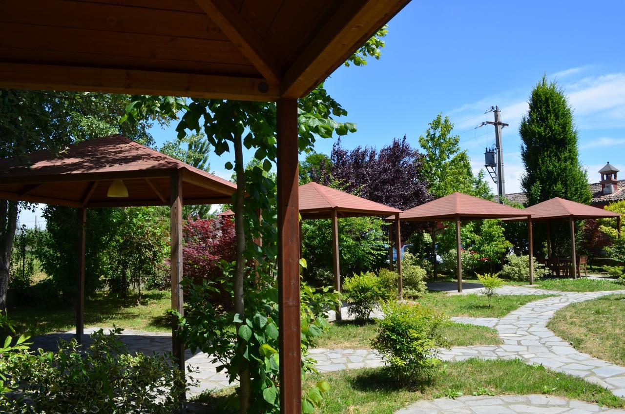 Agriturismo Cascina Maiocca Mediglia Екстериор снимка